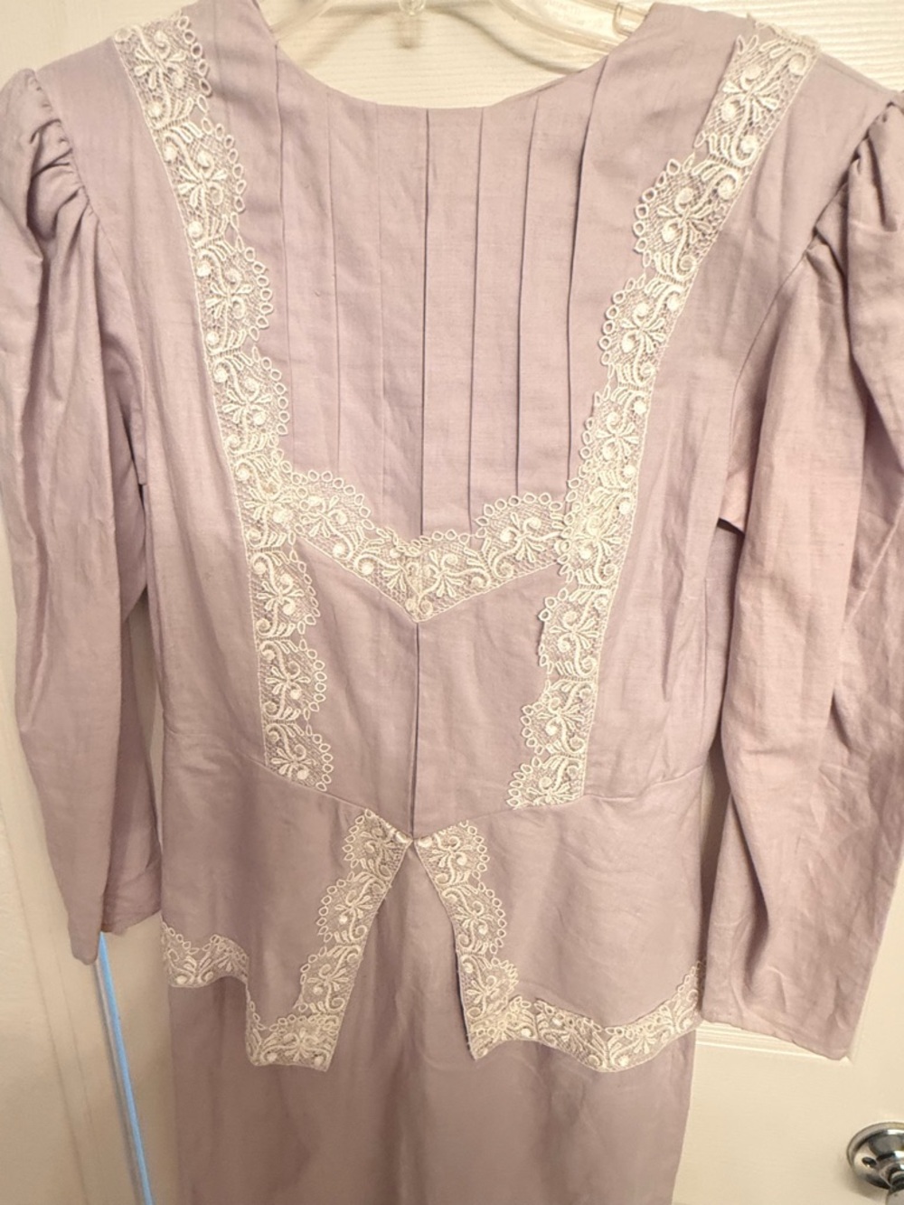 Vintage Victorian Lavender Dress with White Lace Trim - Picture 2 of 5